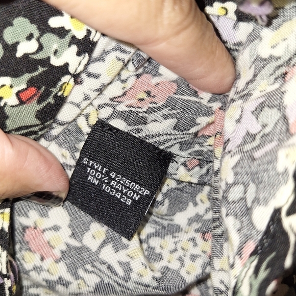 Intro Matilda Dark Floral Blouse Tunic Top Button Shirt Size S - Picture 7 of 10